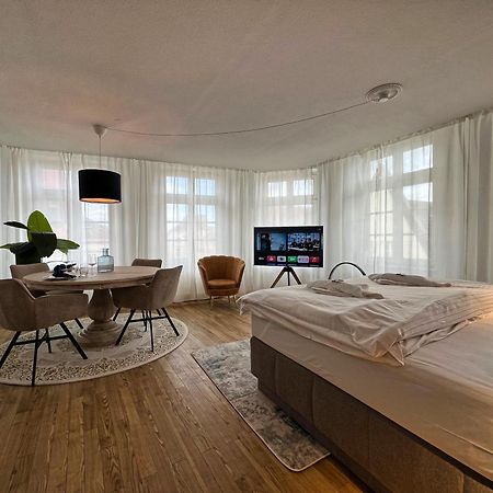 Nr 3 Lichtdurchflutetes Apartment Am Historischen Marktplatz 66 Qm #Cosiness Company 23 Schwerin  Luaran gambar